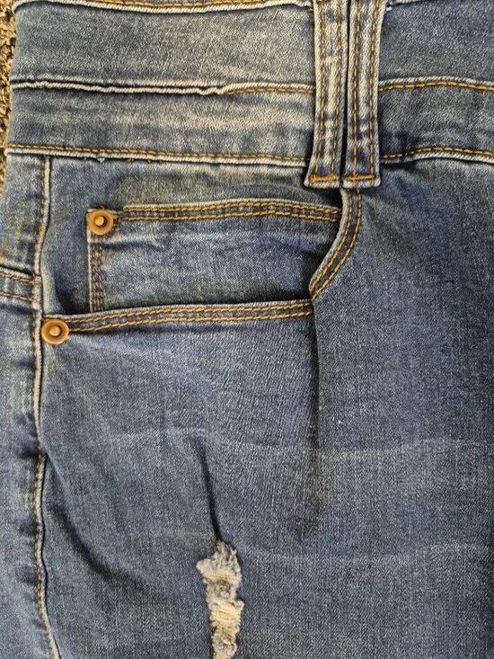 Women's High-Waisted Distressed Skinny Jeans Size 16 by Blue Turtle - Picture 6 of 12